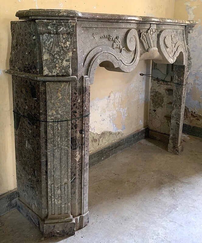 Régency style Fireplace with the original 'trumeau'. Ca.1775